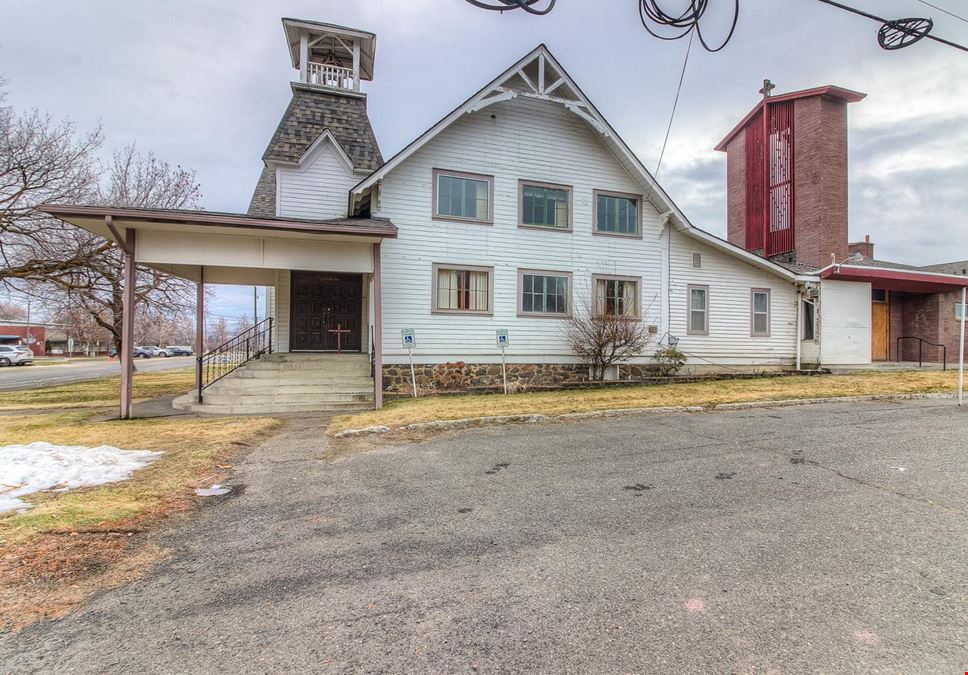 Versatile Church Building in Tieton, WA
