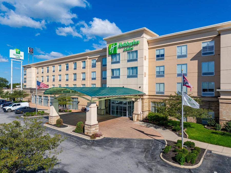REO Sale: Holiday Inn & Suites | I-75 Highway Visibility