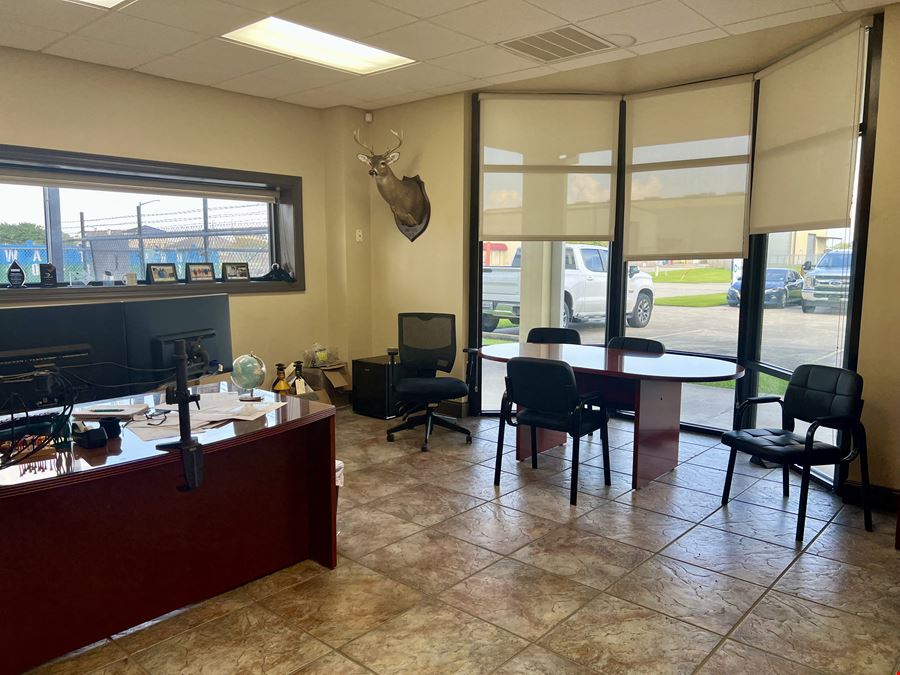 7.31% CAP | EXPRO OPERATIONS SINCE 2008 | ~3% ANNUAL RENT GROWTH | LEASE THROUGH APRIL 2030 | 28,091 SF ON 2.2 ACRES