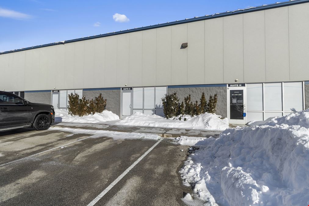 For Lease:  16462 Southpark Drive, Suites G & H