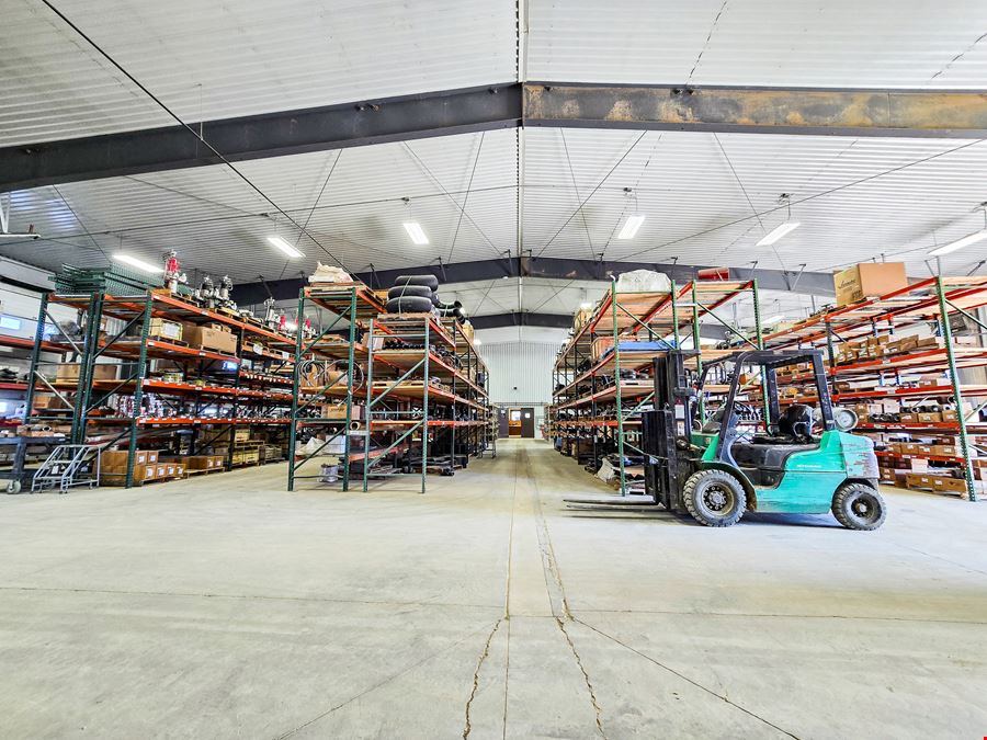 ±12,599 SF Industrial Shop & Office | ±3.05 Acre Fenced & Stabilized Yard