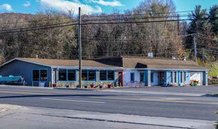 Preview of Retail space for Sale at 865 John Marshall Highway