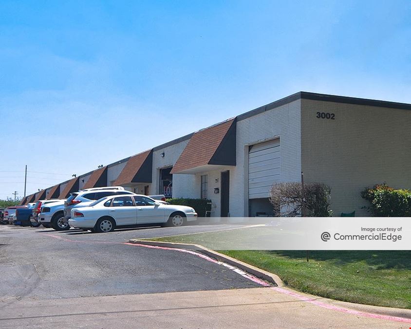 3002 & 3006 Edgewood Drive