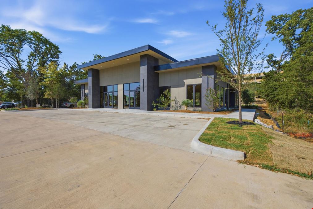 1420 W Kirkwood Blvd