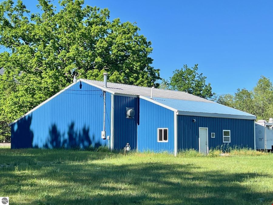 1012 Seneca, Cadillac, MI, 49601