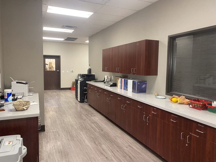 175 S Hamilton Pl, Bldg 6, Suite 113-114