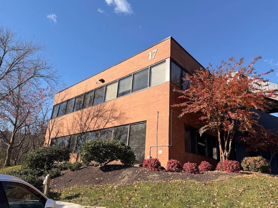 17 Fontana Lane #105 – Rosedale Office Condo (Sale)