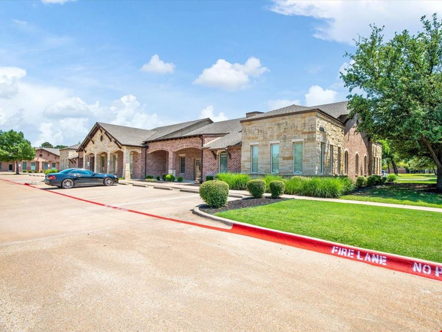 4821-4851 Merlot Ave 