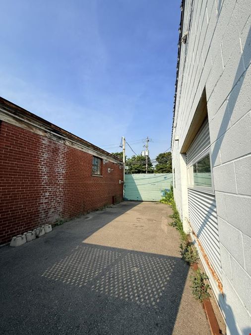 115 Vanderhoof Avenue