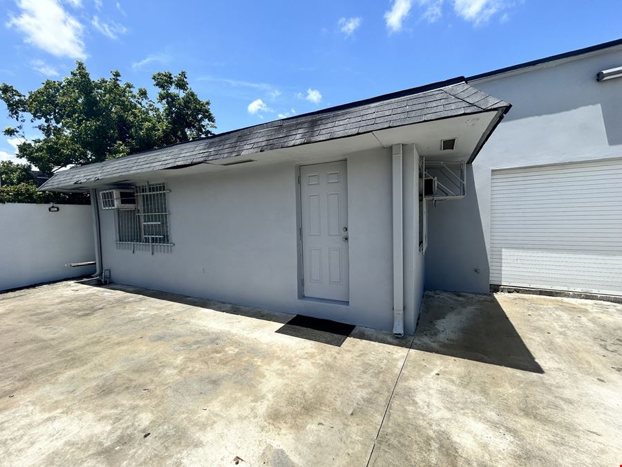 Heavy Industrial Warehouse in Hollywood, Florida