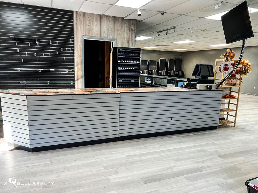 ±3,750 SF Retail Opportunity