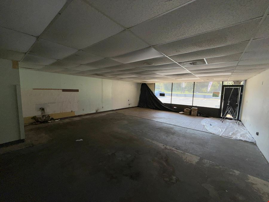 Osceola Plaza Units For Lease