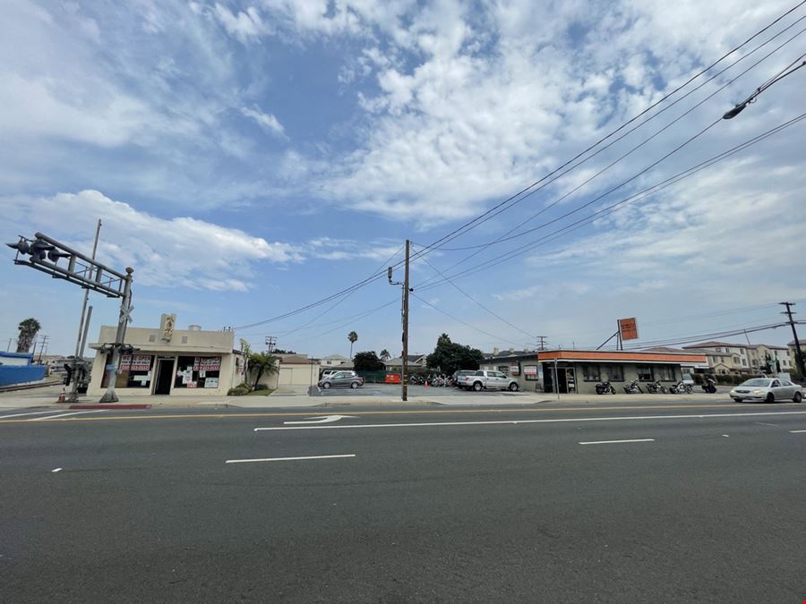 16616-16622 Normandie Ave