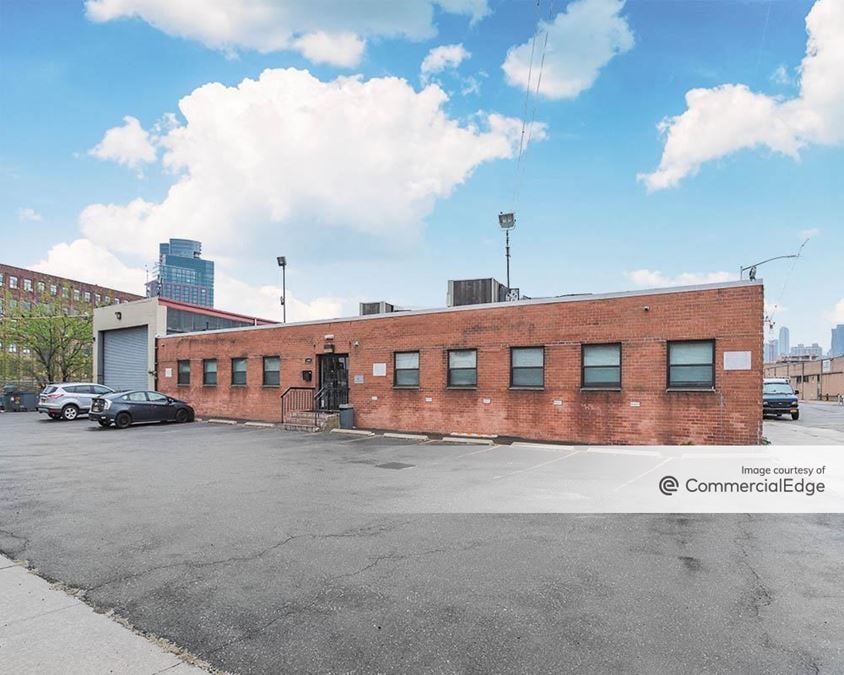 54-08 Vernon Blvd & 5-20 - 5-50 54th Avenue