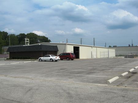 Preview of Industrial space for Rent at 8813 Robbins Rd.