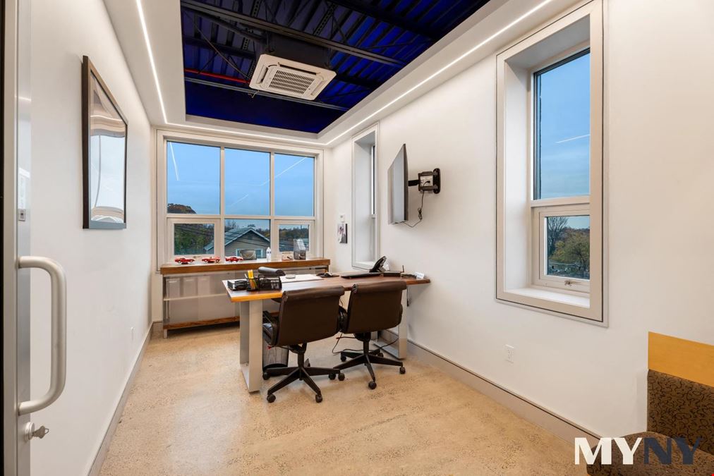16 Concord Pl