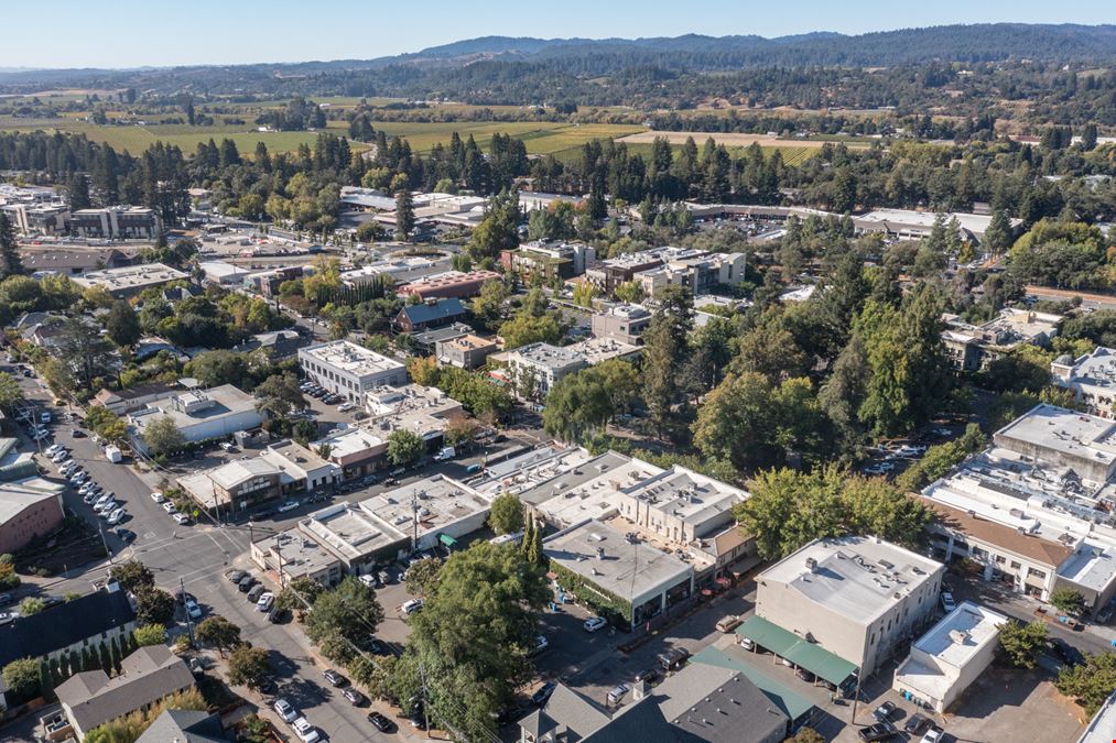 Downtown Healdsburg Tasting Room