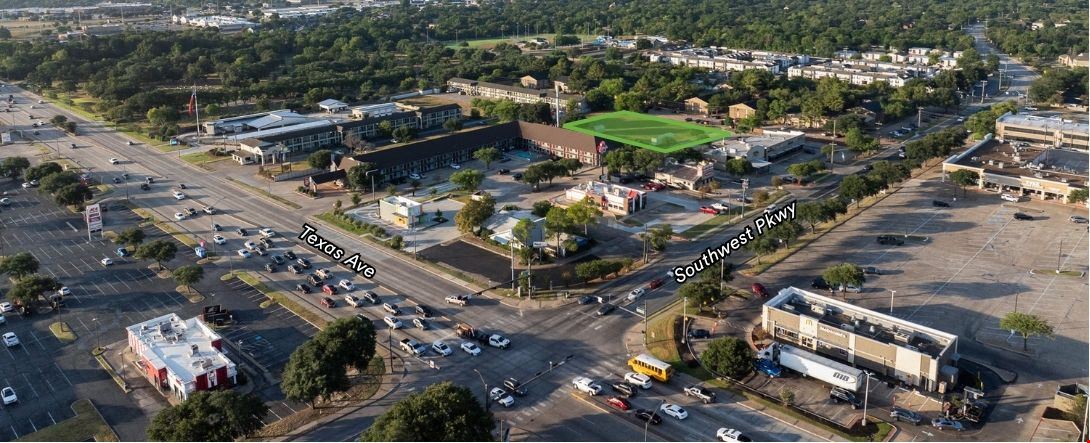 .97 AC Near Texas Avenue & Southwest Parkway