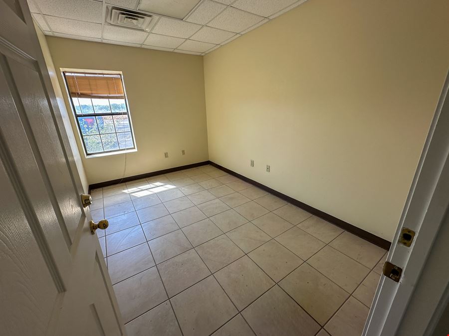 South Texas Industrial Facility on 2.75 Acres