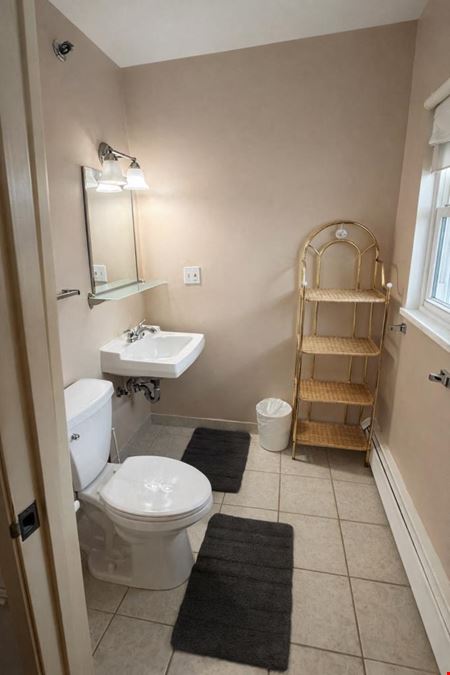 10 Bruen Ct Rensselaer