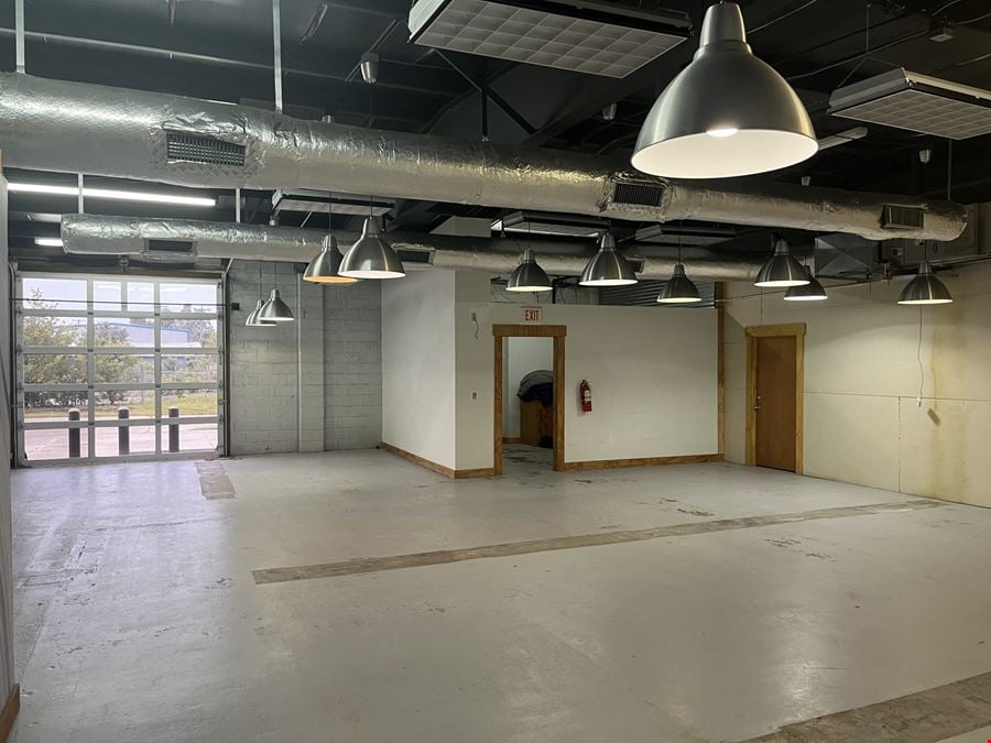 7301 N Classen Blvd