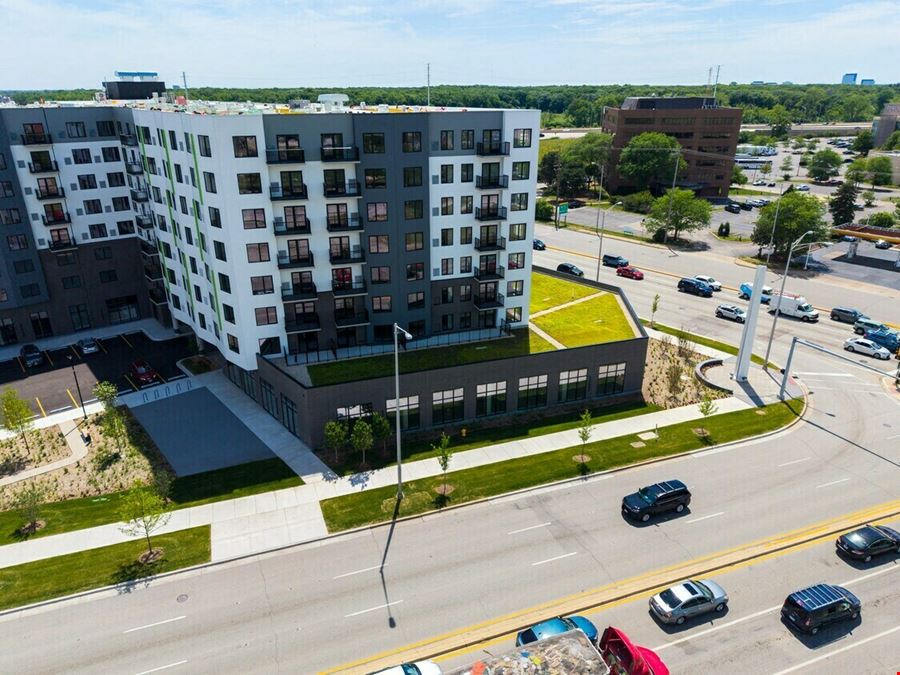 25 E. Algonquin Road
