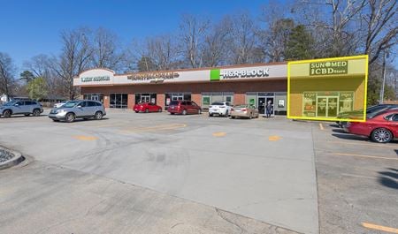Preview of Retail space for Rent at 3182 North Main Street
