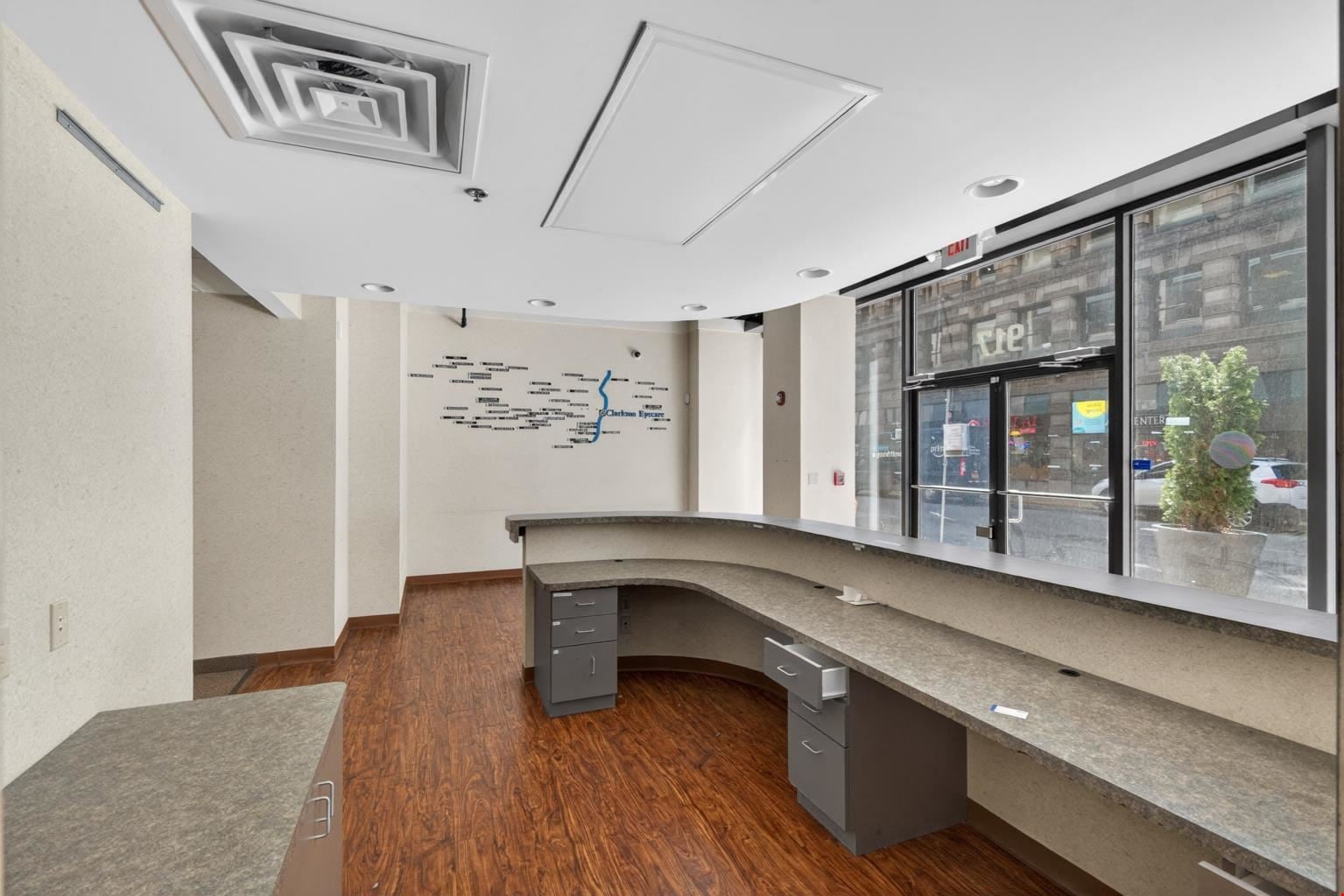 Downtown Turn-Key Retail