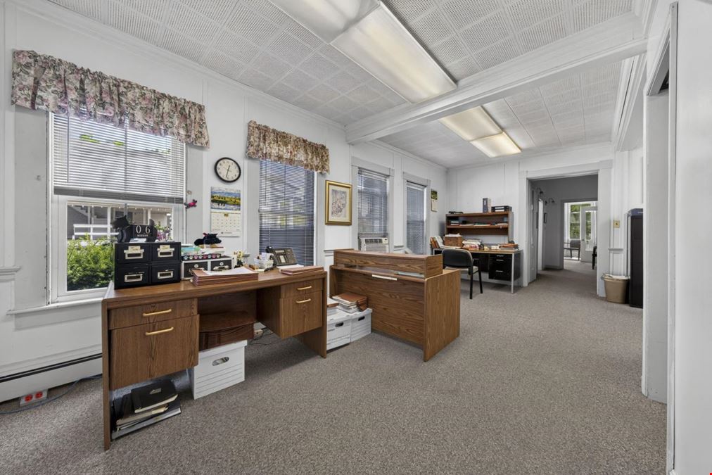 Adaptive Downtown Office Building with Large Parking Inventory
