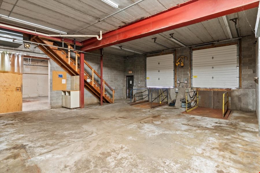 67,800 SF Commercial Building with Limitless Potential