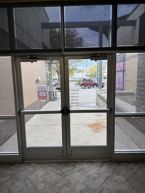 Grand Ave. West Park-Medical / Wellness Space