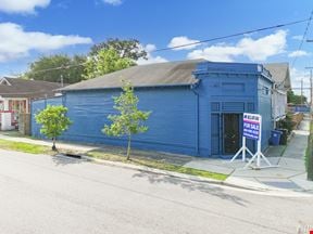 Renovated Corner Retail Opportunity Near S Claiborne Ave