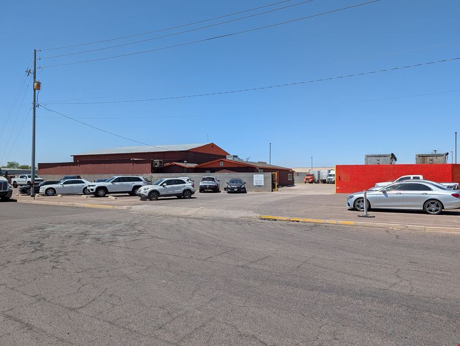 2115 W Melinda Ln