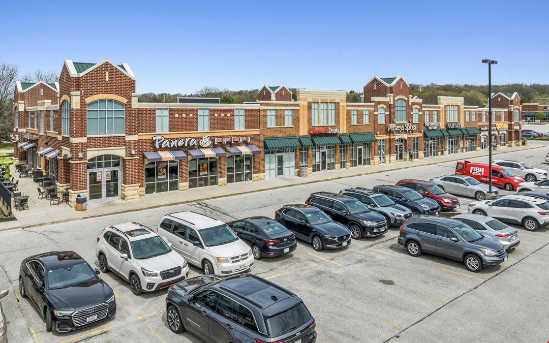 Shoppes at Nagawaukee