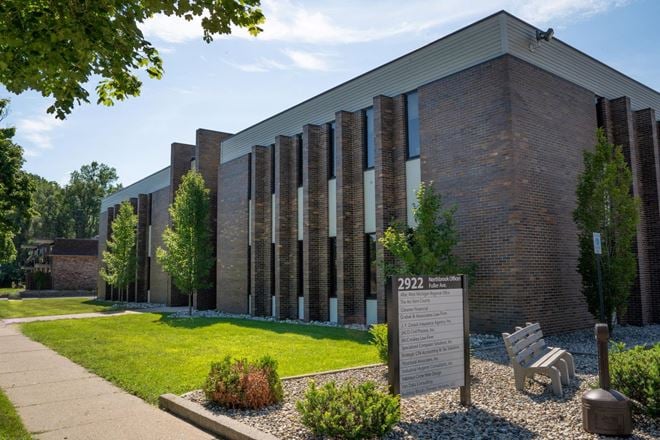 Preview of Office space for Rent at 2922 Fuller Avenue NE