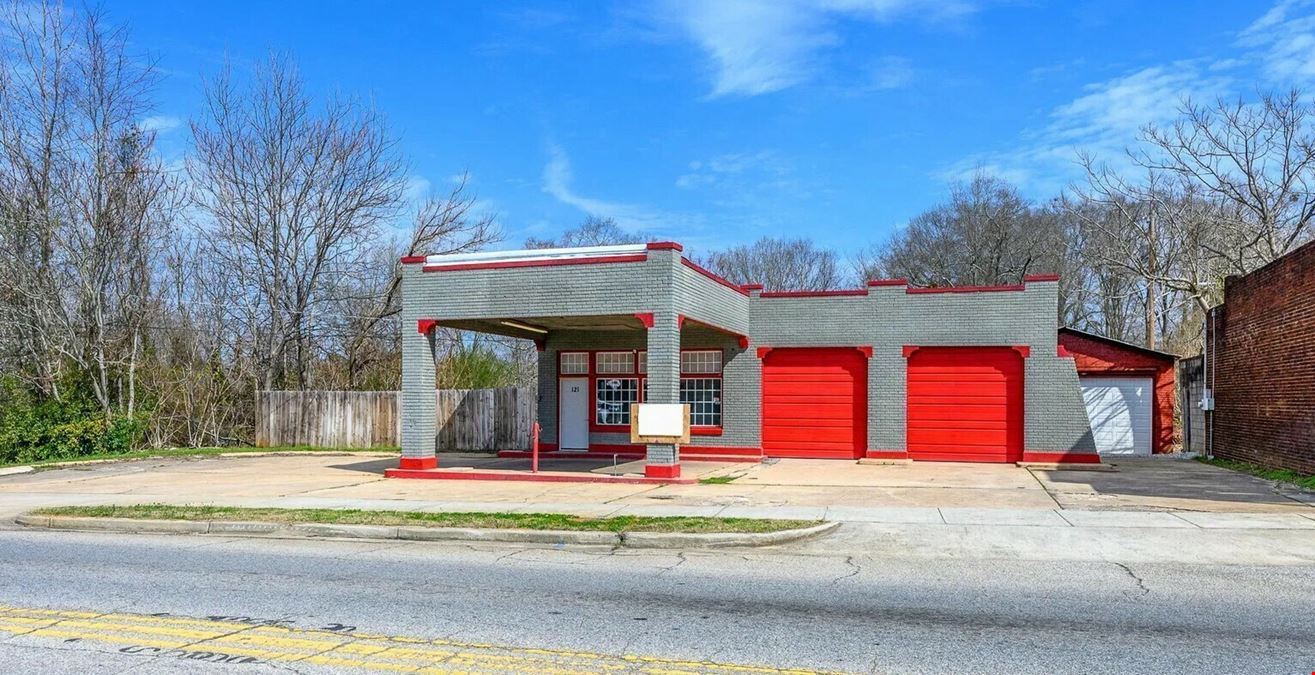 121 North Main Street