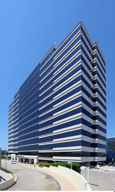 Offices at 3000 RiverChase