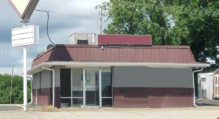 Preview of Retail space for Rent at 942 Blackburn Avenue