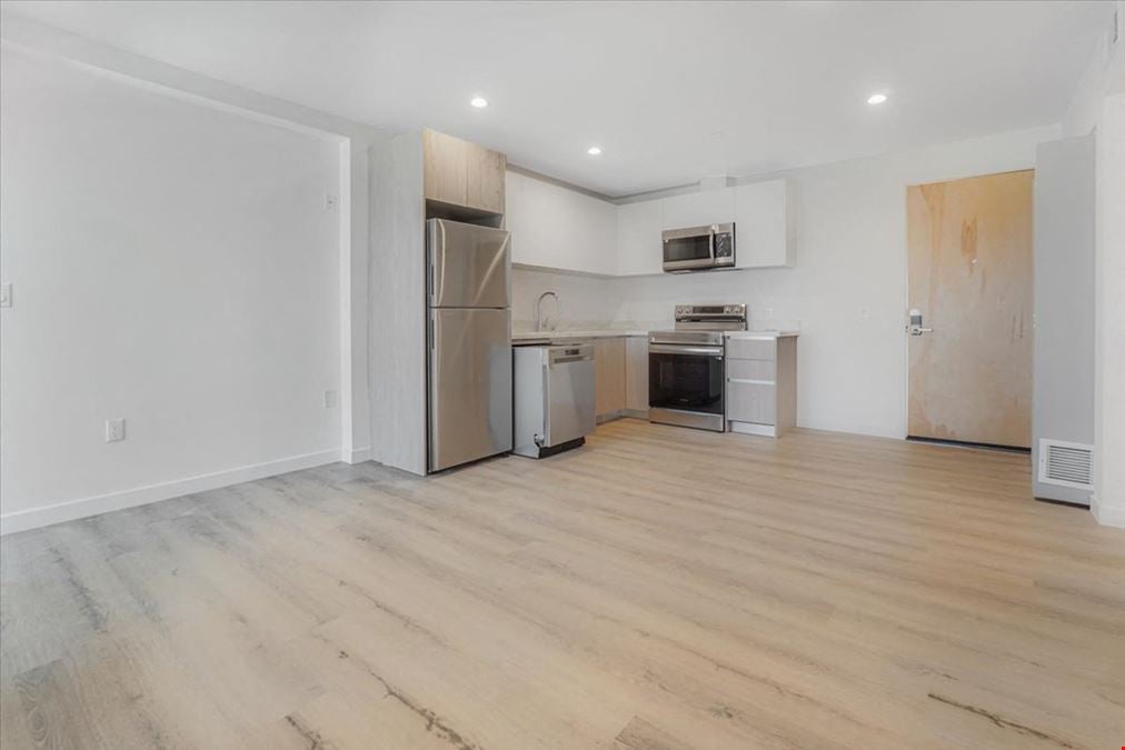 10918 Camarillo St. 