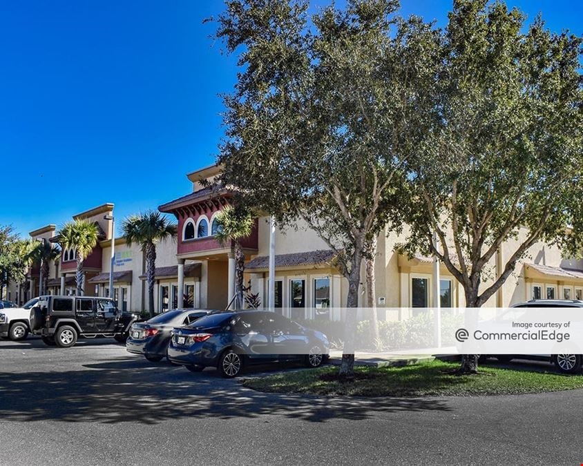Sunshine Plaza - 3400 Lee Blvd