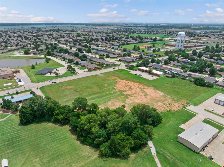 4.27 Acres | Prime Yukon Commercial Development