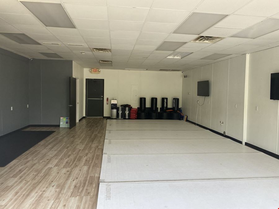 11624 US Highway 15-501