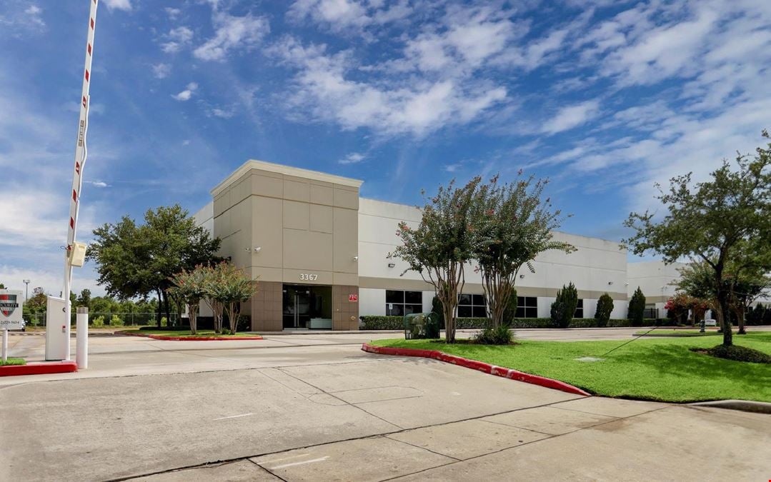 3367 N Sam Houston Pkwy W