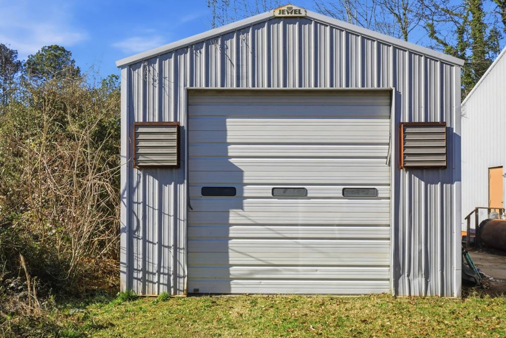 2,400 SQ FT Warehouse- Central, Near Clemson
