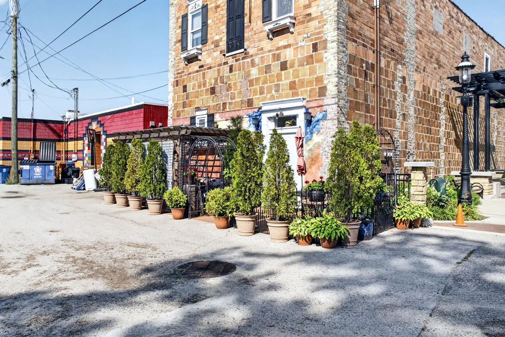 27 S State Street, Hart, MI, 49420