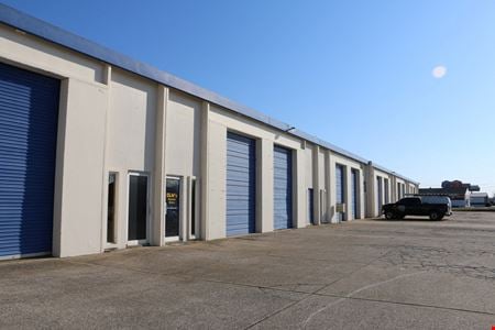 Preview of Industrial space for Rent at 515 Salem Dr