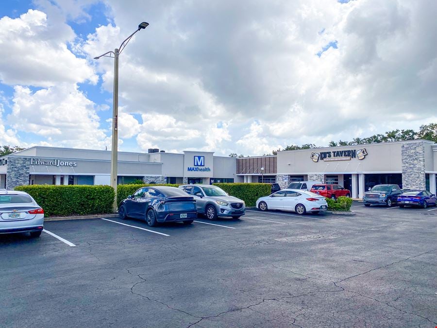 MAXhealth Manatee West Plaza