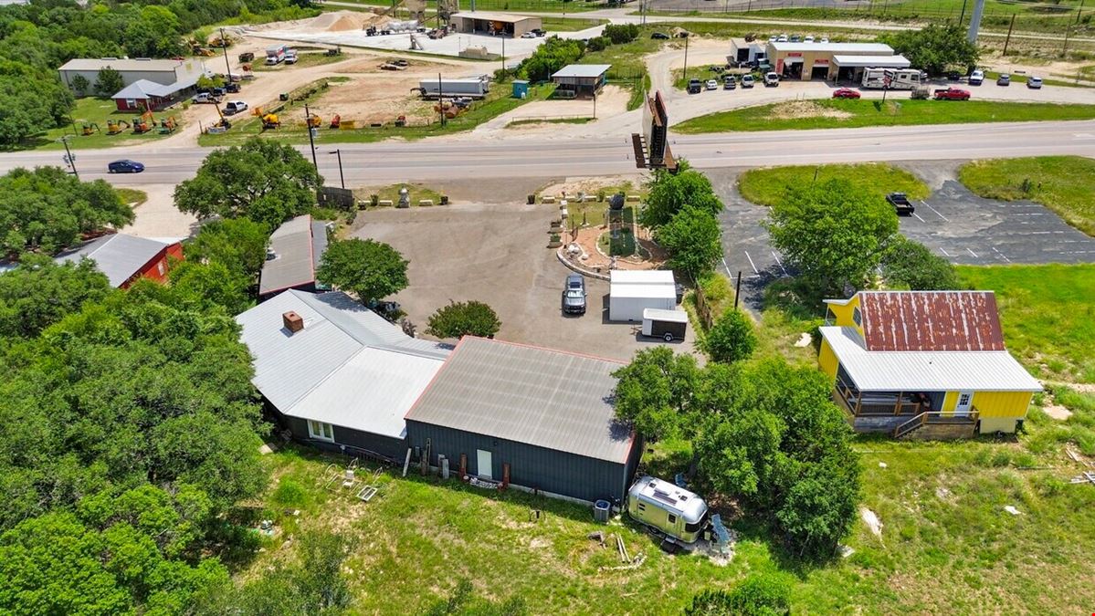 1725 S US Highway 281