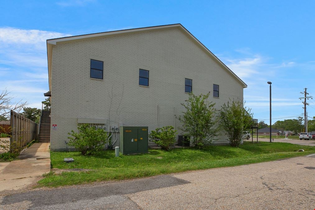 2801 Kaliste Saloom Rd