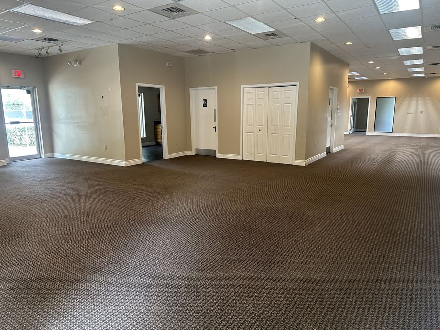 9624 Sunbeam Center Dr
